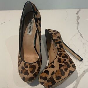 Steve Madden, Leopard (real cow hair) heels Size 8